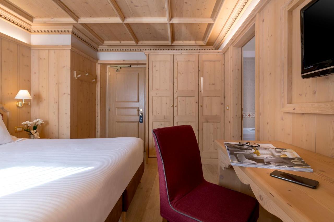 Hotel San Lorenzo Bormio Luaran gambar