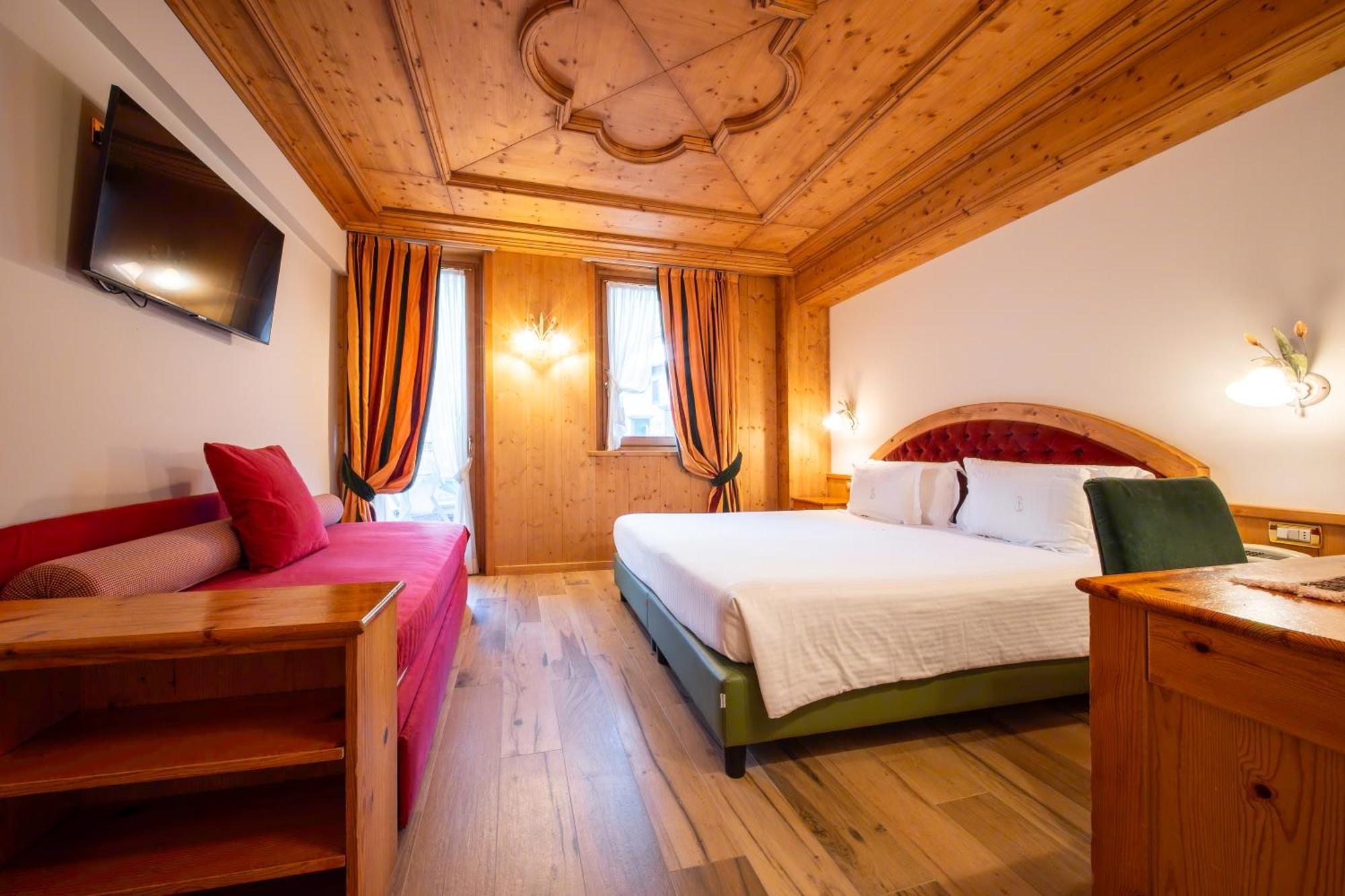 Hotel San Lorenzo Bormio Luaran gambar